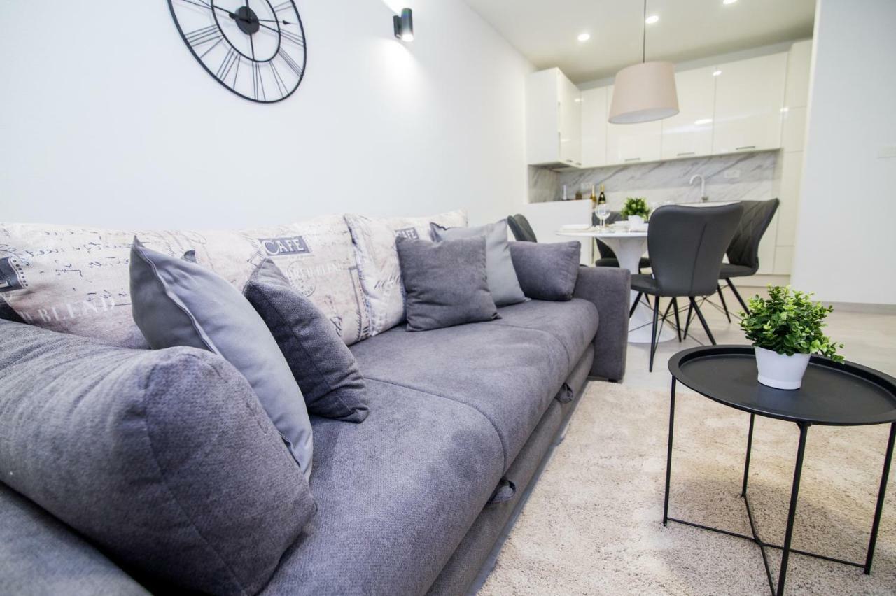 Fk Apartments Pakostane Ngoại thất bức ảnh