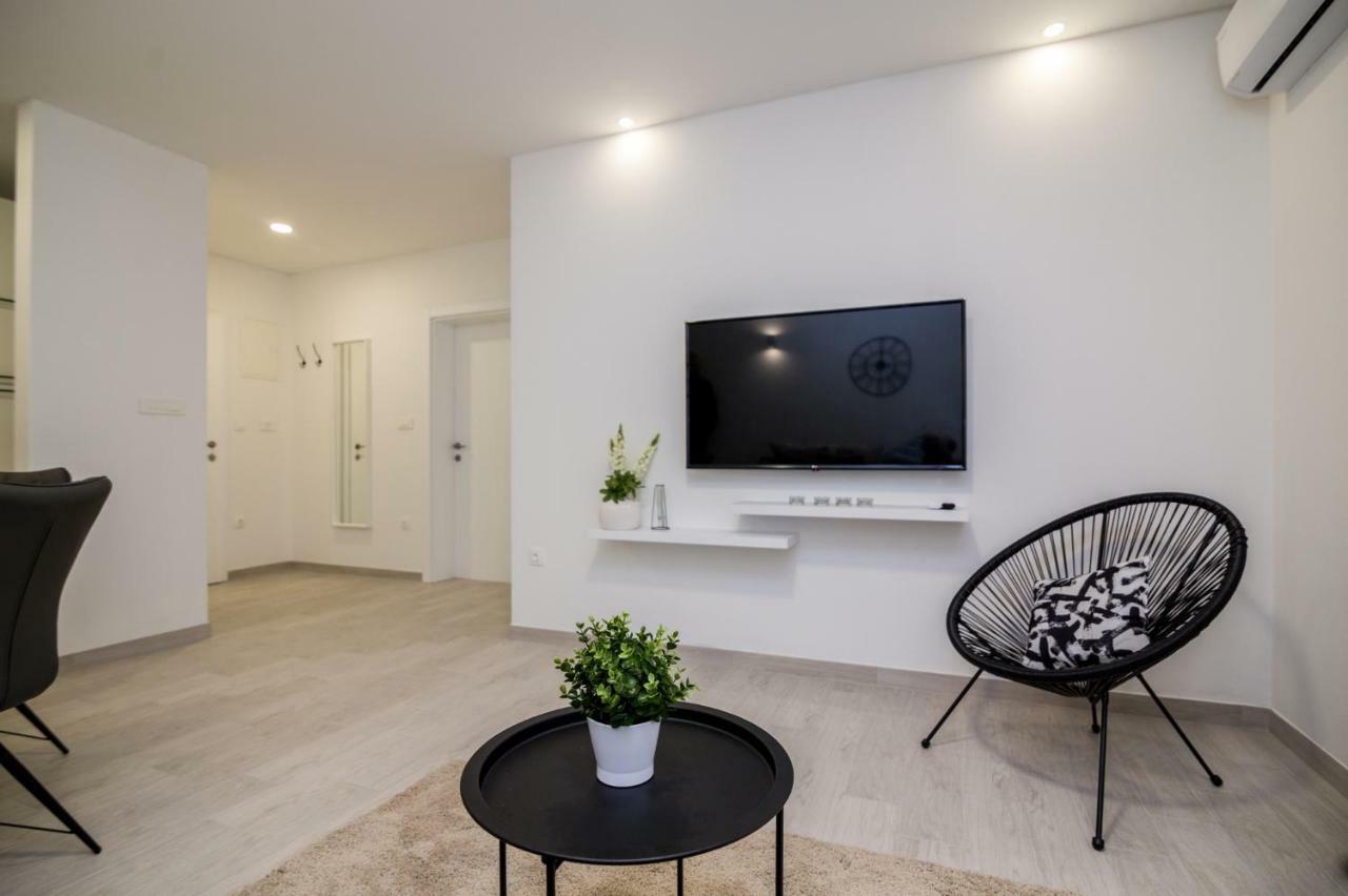 Fk Apartments Pakostane Ngoại thất bức ảnh