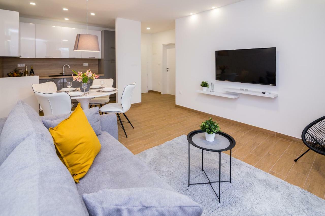 Fk Apartments Pakostane Ngoại thất bức ảnh