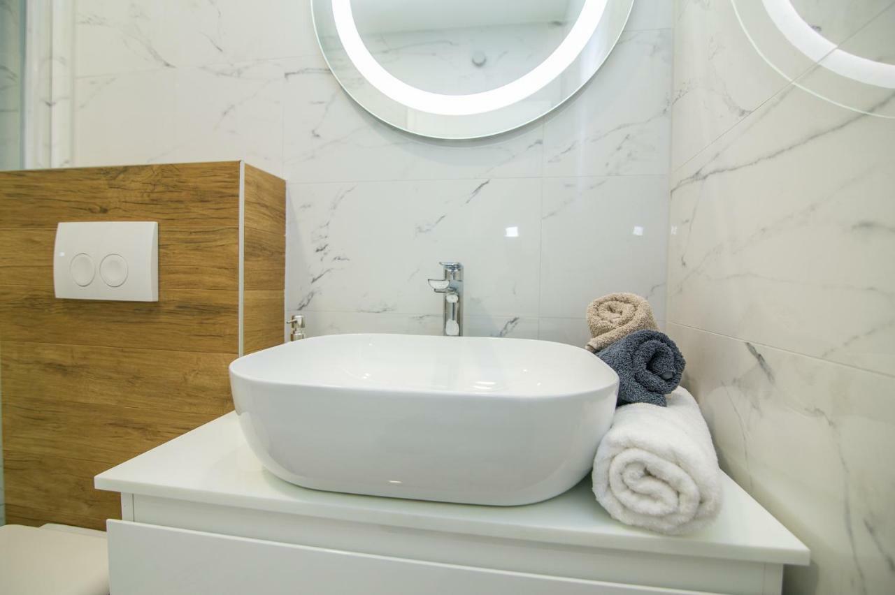 Fk Apartments Pakostane Ngoại thất bức ảnh