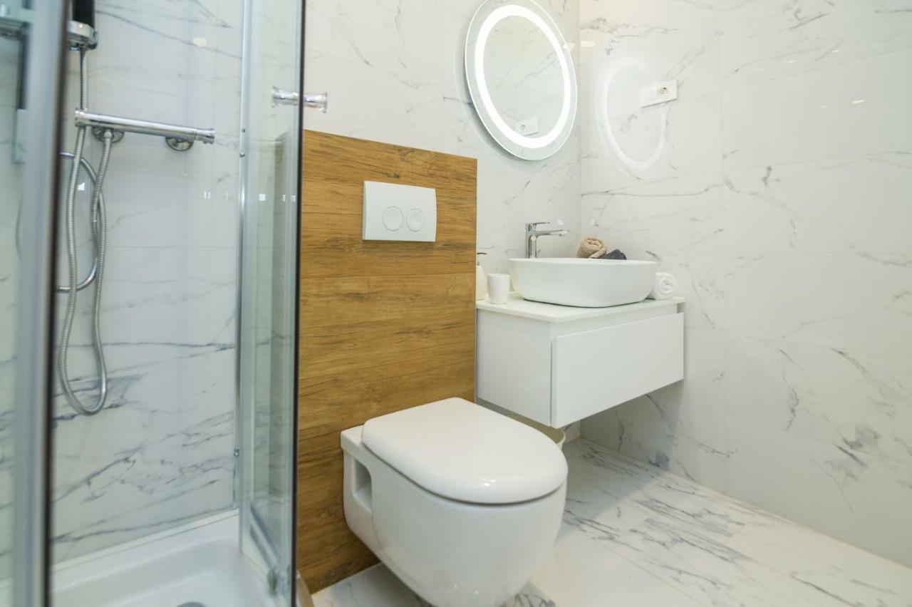 Fk Apartments Pakostane Ngoại thất bức ảnh