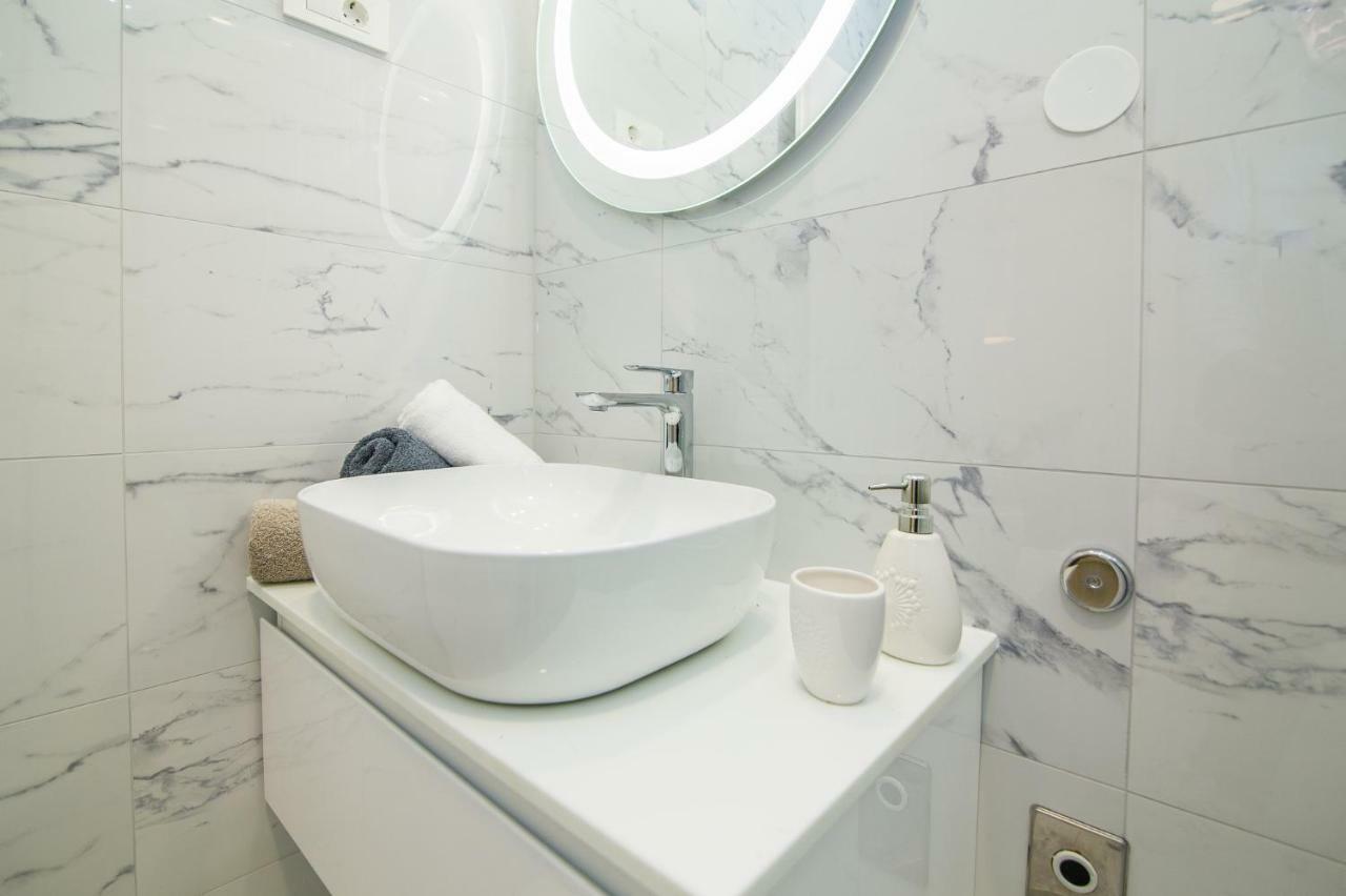 Fk Apartments Pakostane Ngoại thất bức ảnh